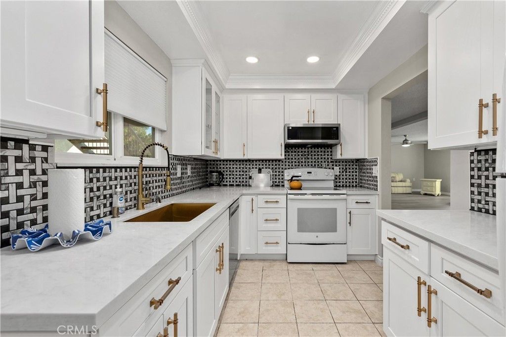 3242 San Amadeo # 2a, Laguna Woods