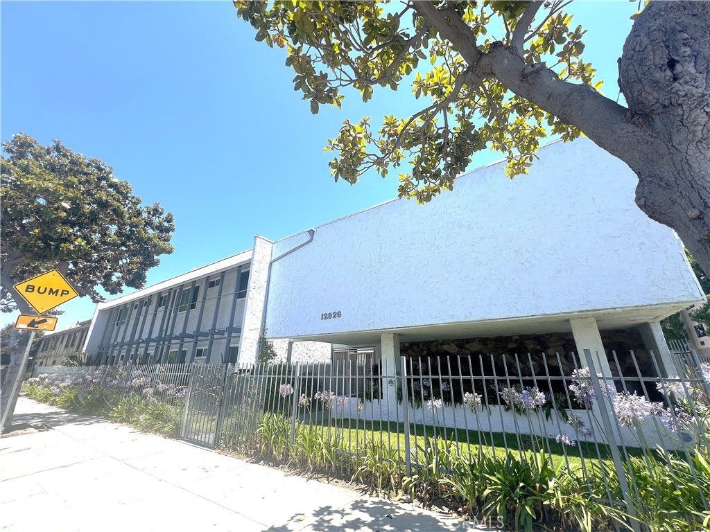 12926 Doty Avenue # 23, Hawthorne