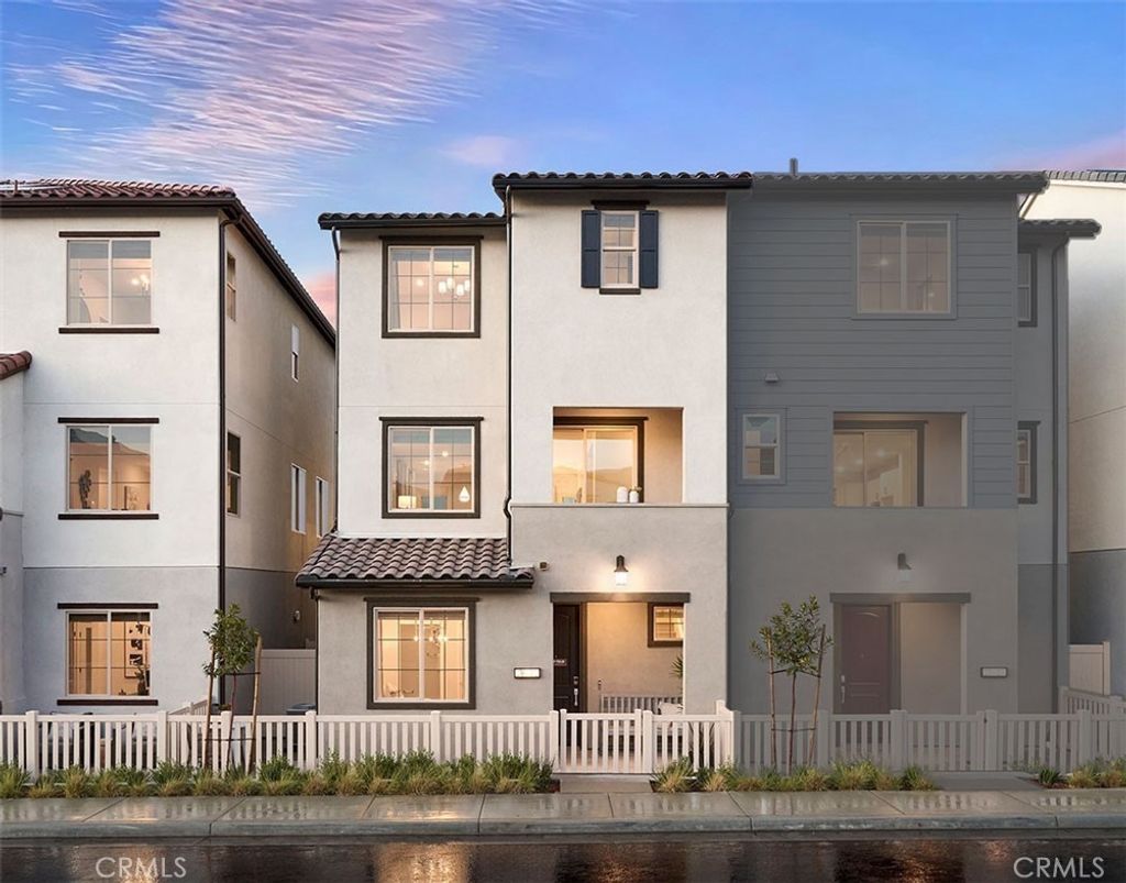 2605 Sprout # 101, Corona