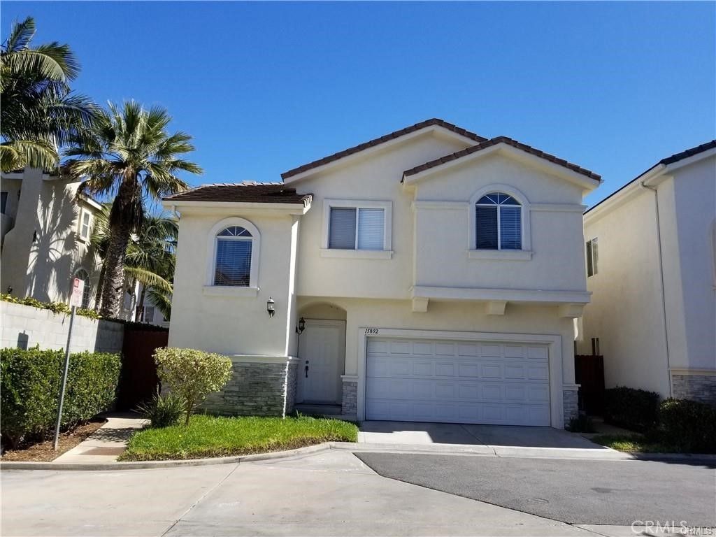 15892 Ocean, Gardena