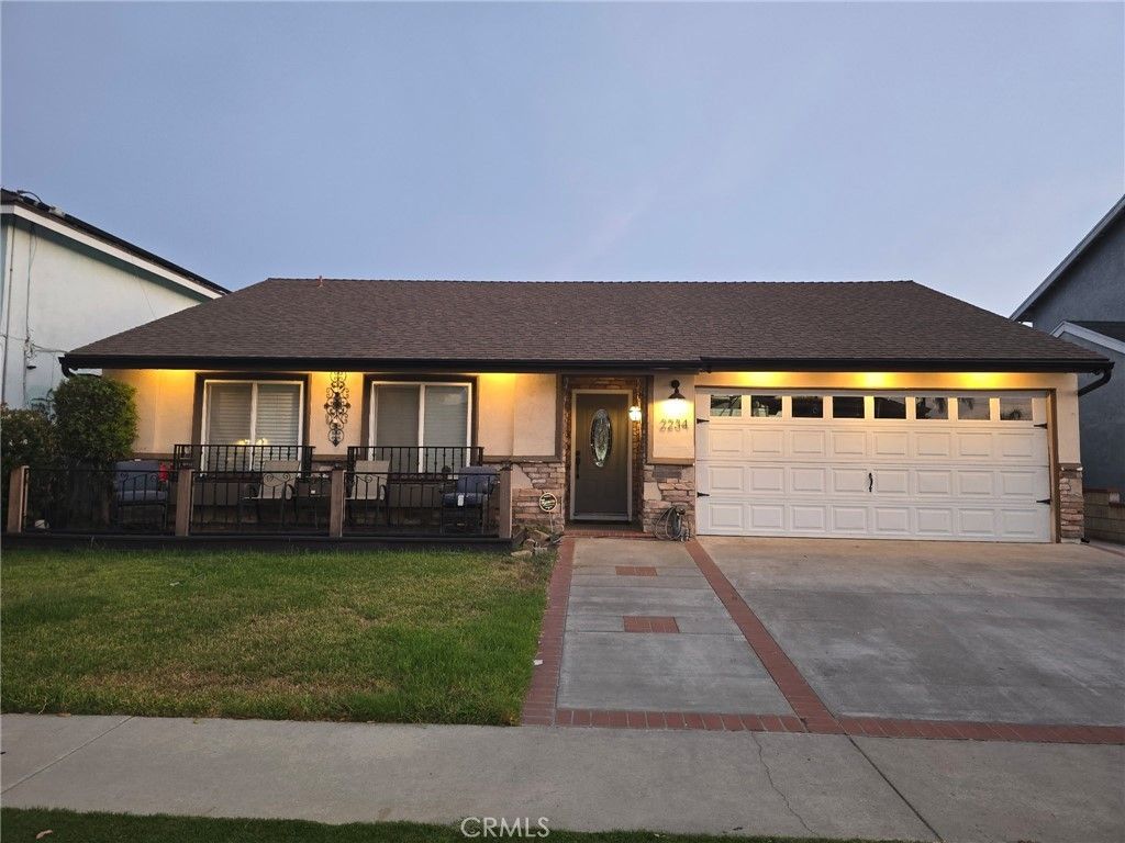 2234 W Flora, Santa Ana