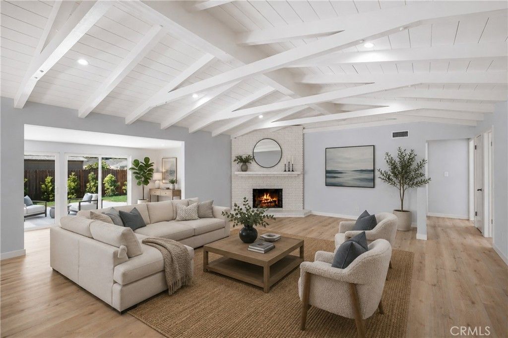 16824 Calahan Street, Northridge