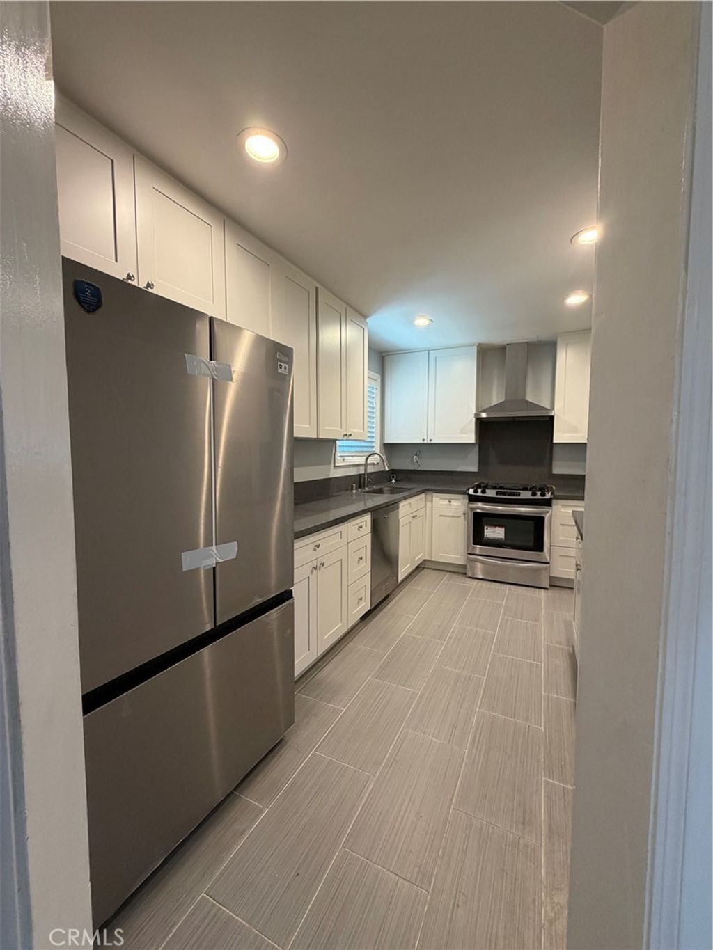 11521 Mines Avenue, Whittier