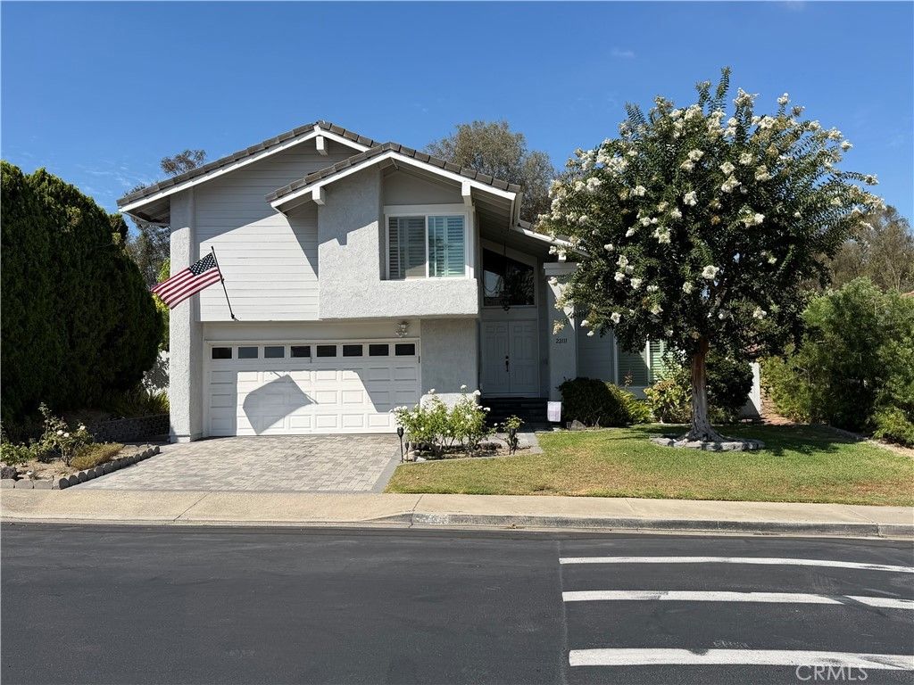 22111 Apache, Lake Forest