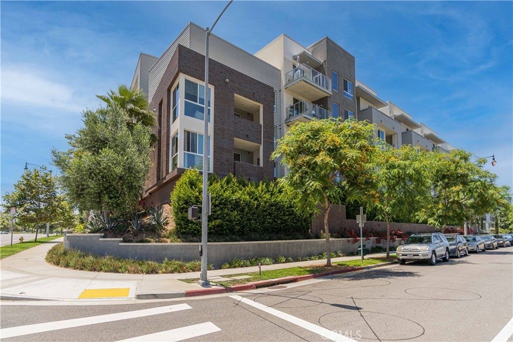 12655 Bluff Creek, Los Angeles