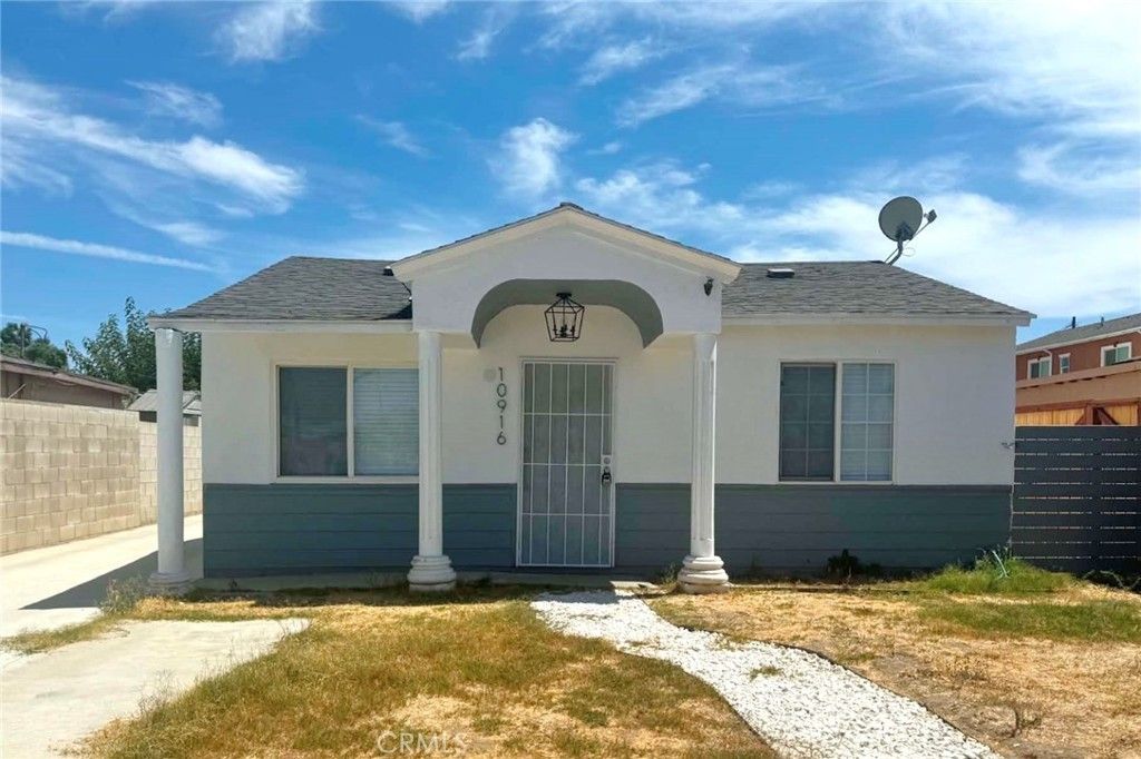 10916 Laurel Avenue, Whittier