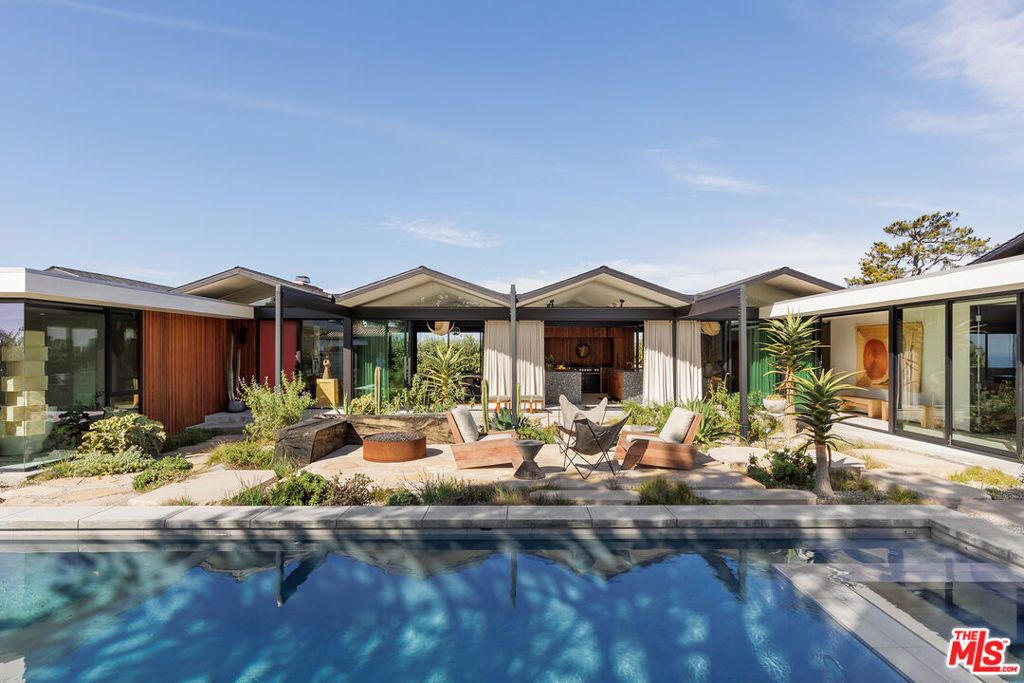 7127 Crest Road, Rancho Palos Verdes
