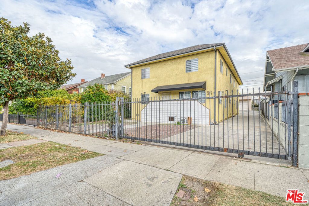 1224 Crenshaw Boulevard, Los Angeles