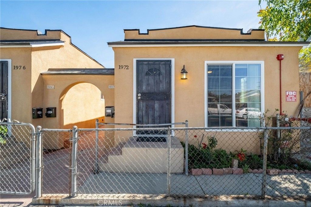 1972 Olive, Long Beach