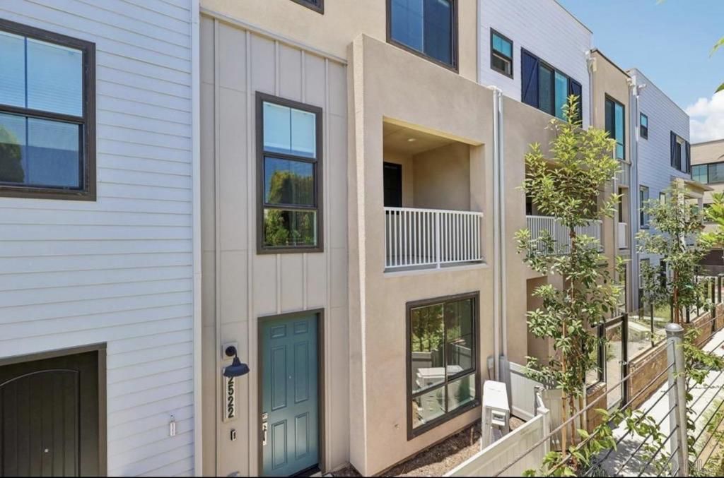 2522 Thyme Way, Carlsbad