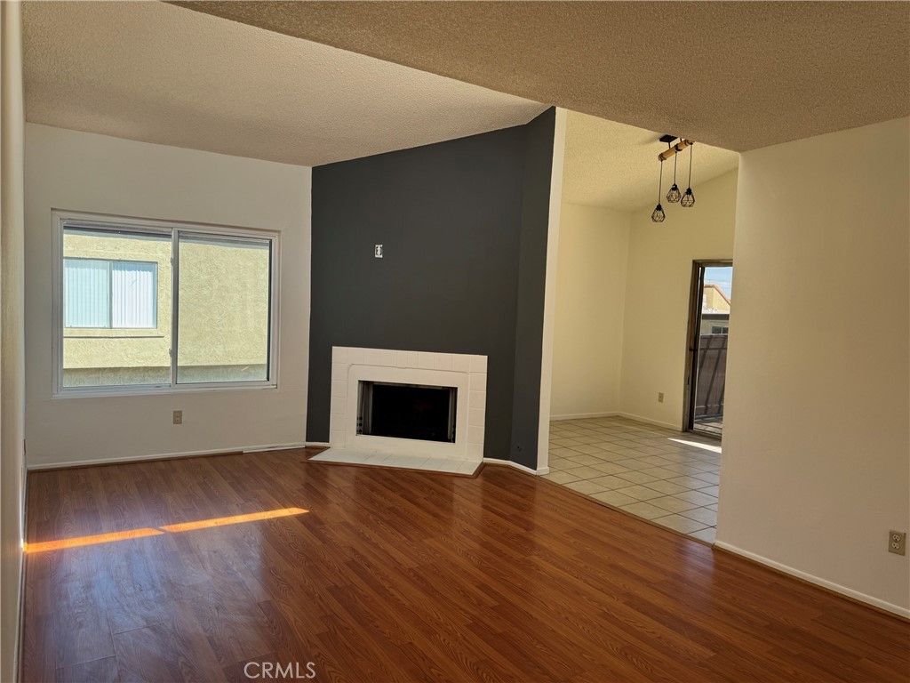 9362 Shadowood # G, Montclair