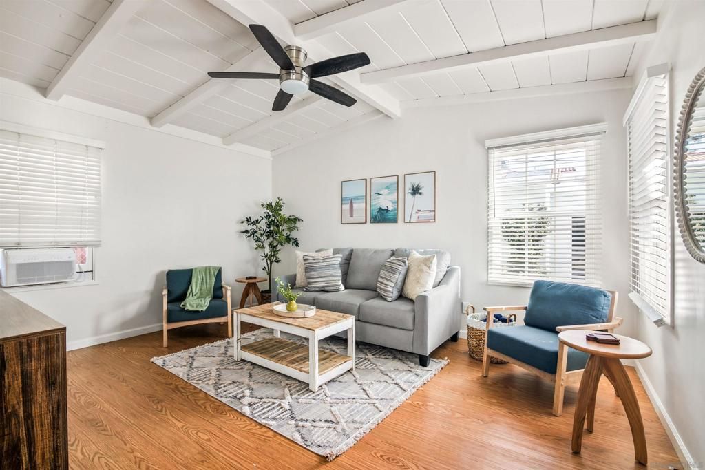 319 Nautilus Street, La Jolla