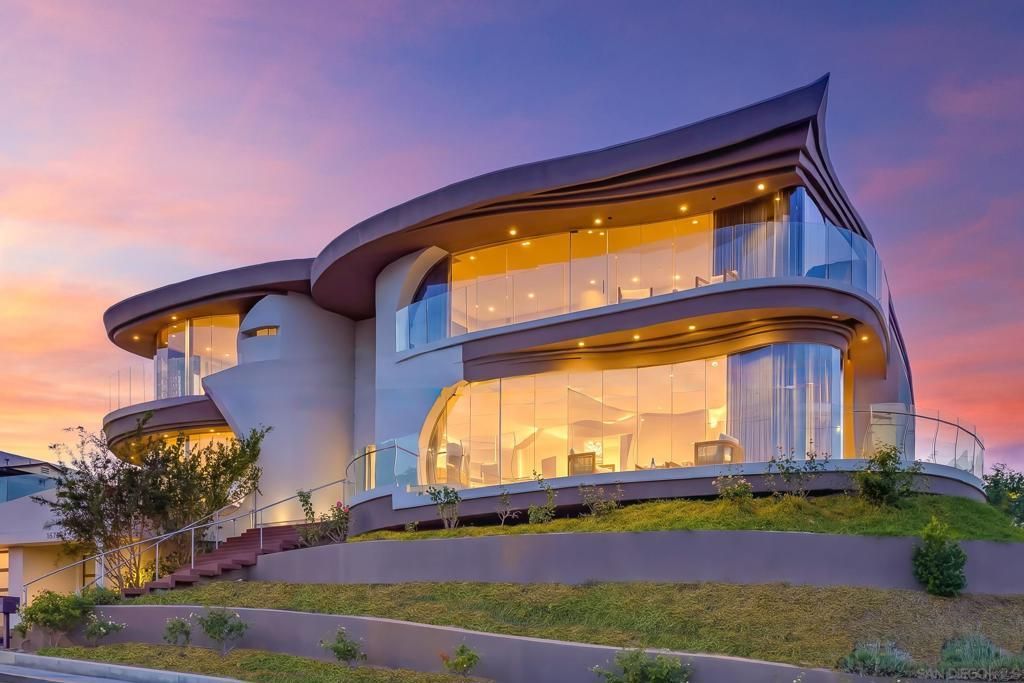 1676 Plum, San Diego