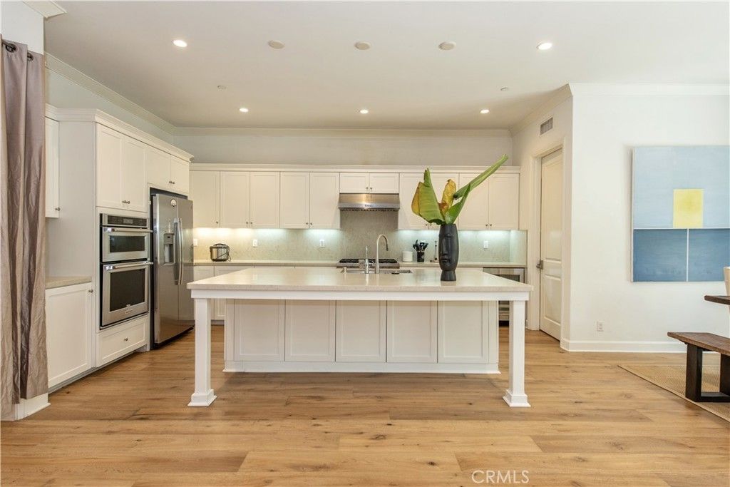 113 Hitching Post, Irvine
