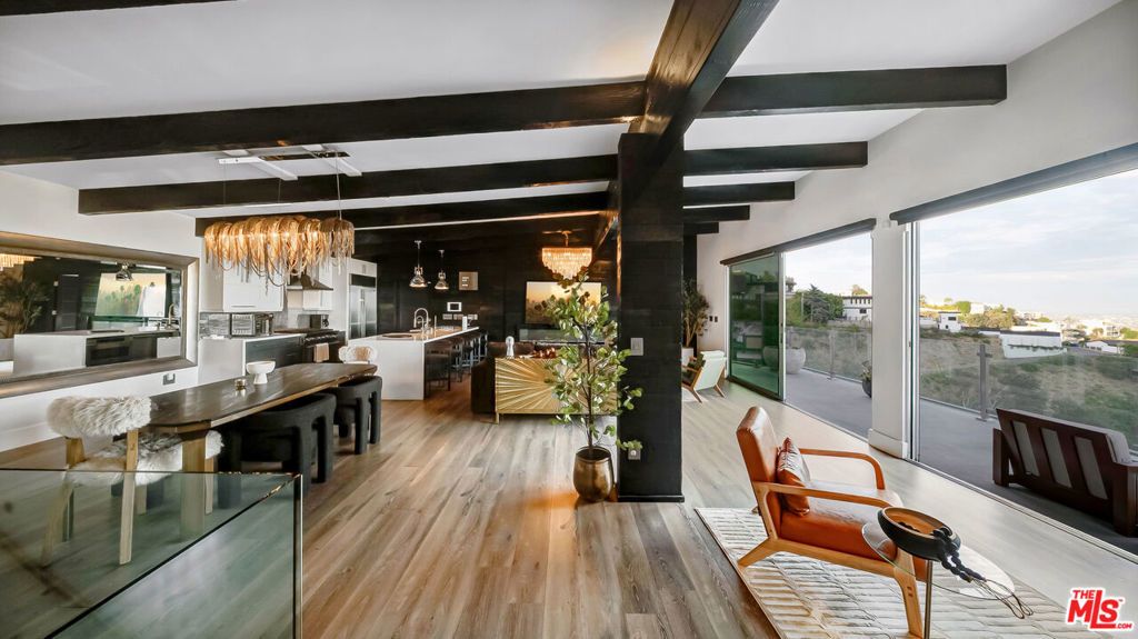 1664 Mountcrest Avenue, Los Angeles