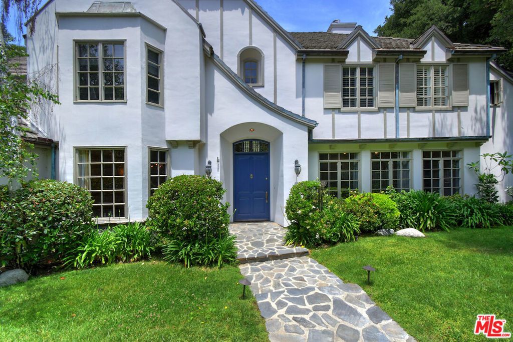 3254 Oakdell Road, Studio City