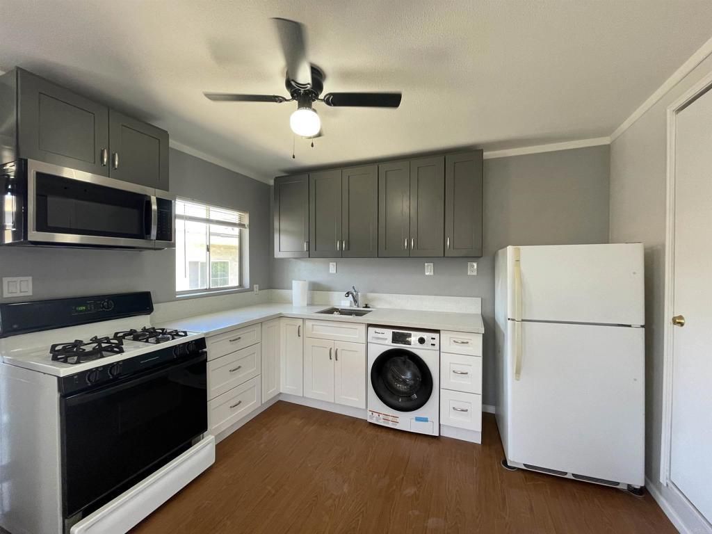 148 W Hall Avenue, San Ysidro