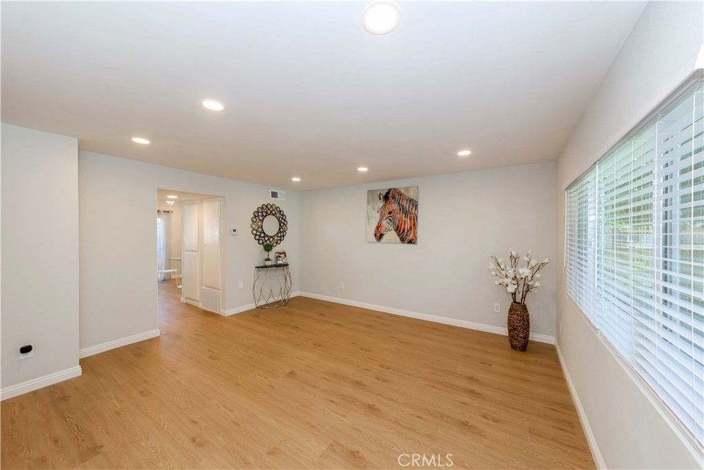 918 Huntington Dr # O, Duarte