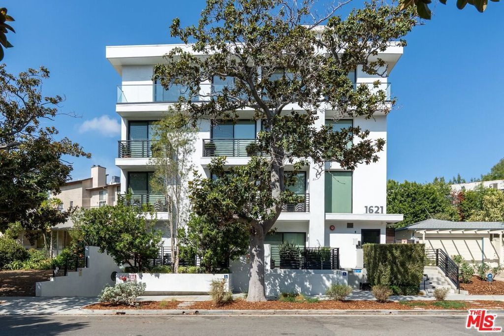 1621 Malcolm Avenue # 401, Los Angeles