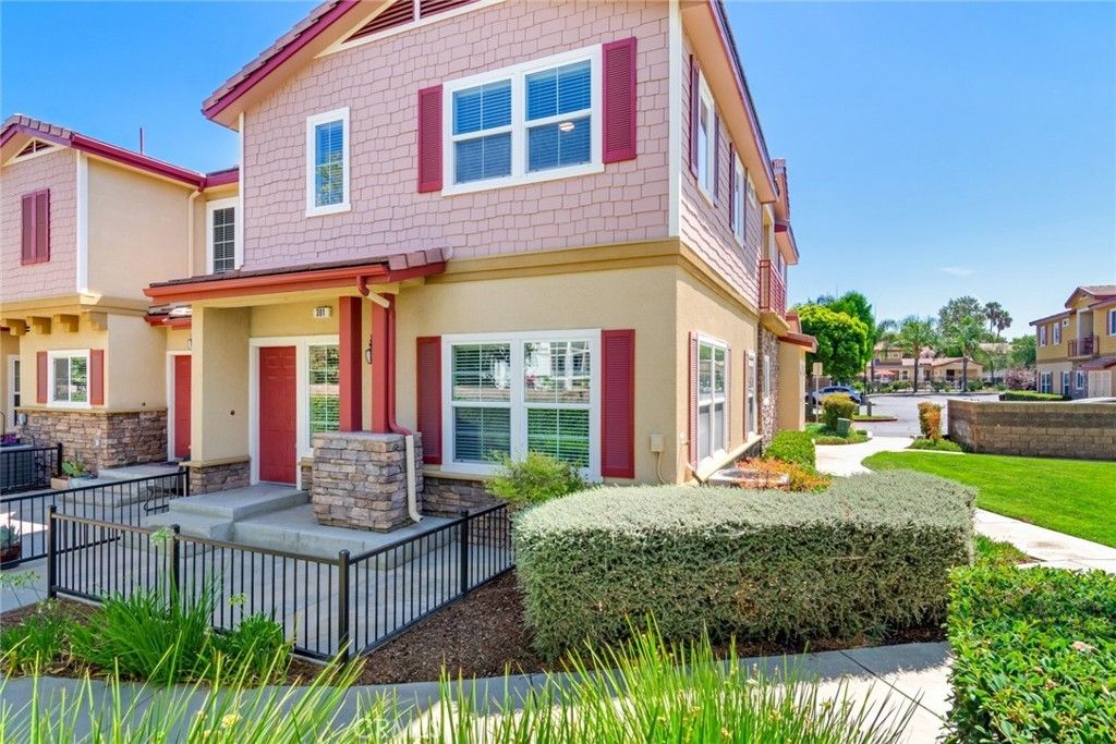 1510 Orange Avenue # 301, Redlands