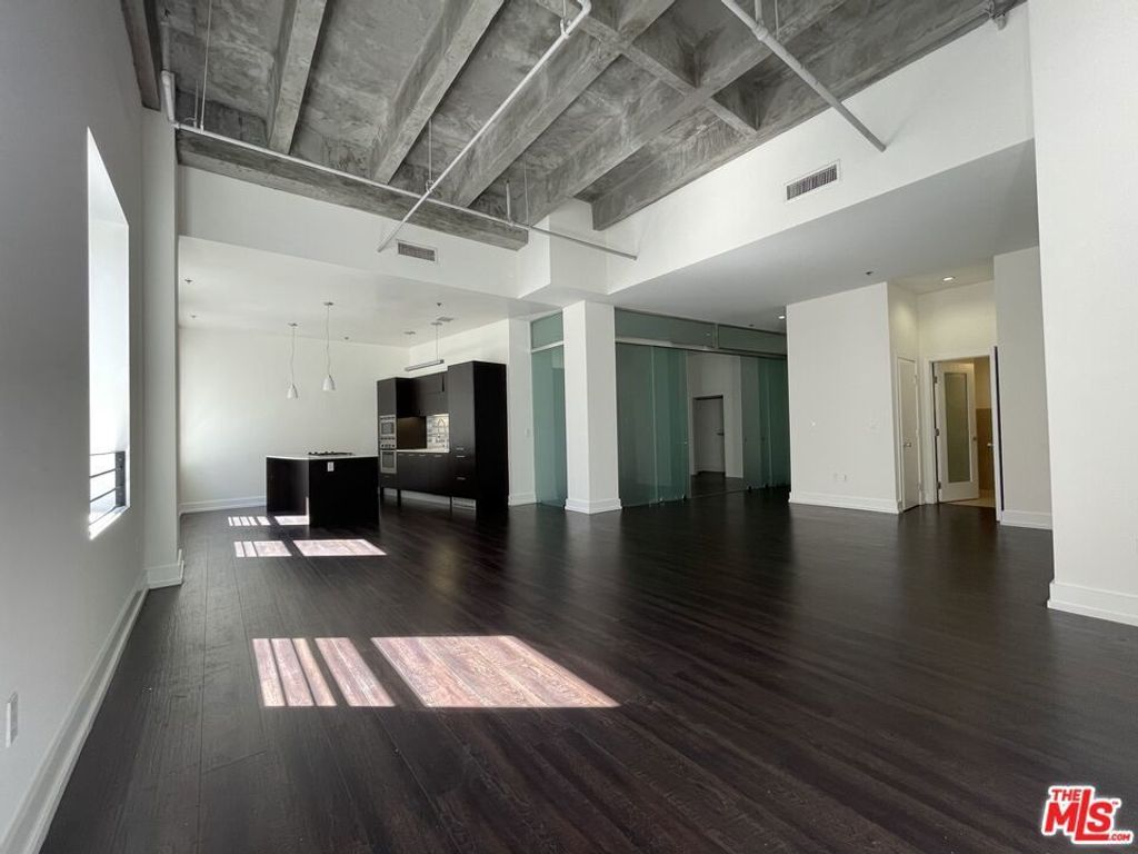 727 W 7th Street # 1325, Los Angeles