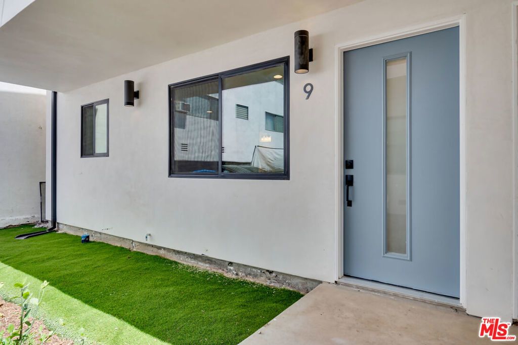 926 N Spaulding Avenue # 9, West Hollywood