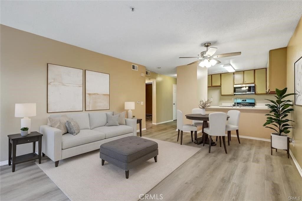 450 E 4th Street # 334, Santa Ana
