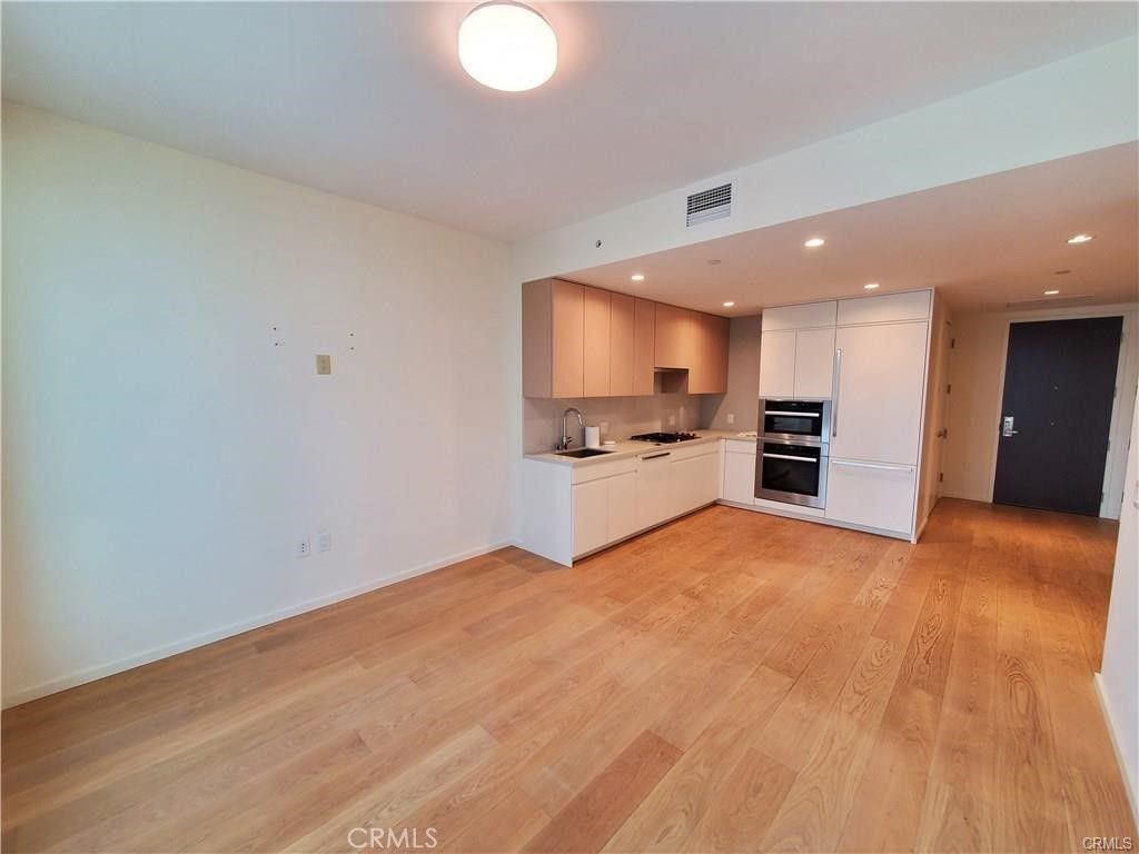 877 Francisco Street # 1805, Los Angeles