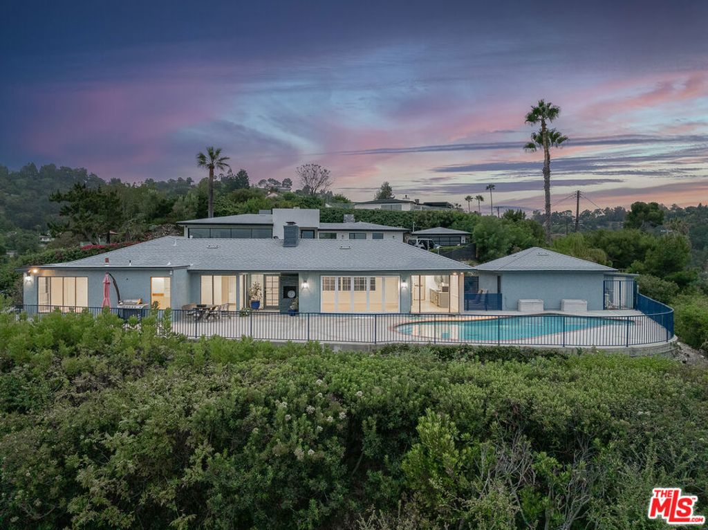 3710 Glenridge Drive, Los Angeles