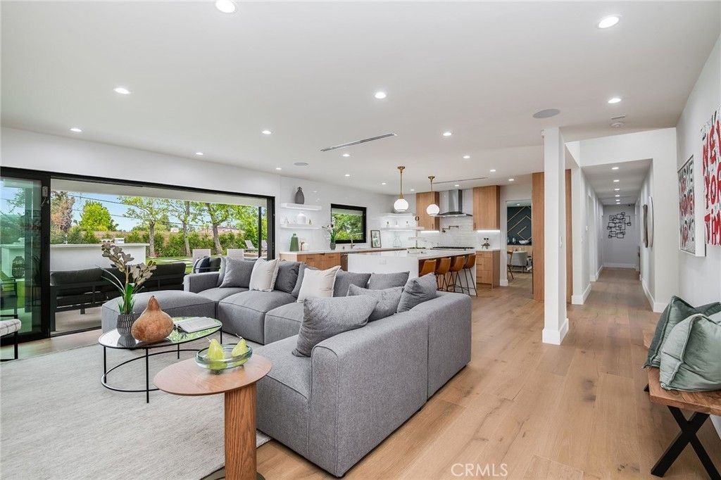 23949 Nomar Street, Woodland Hills