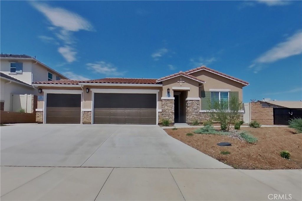 1704 Taylor Avenue, Corona