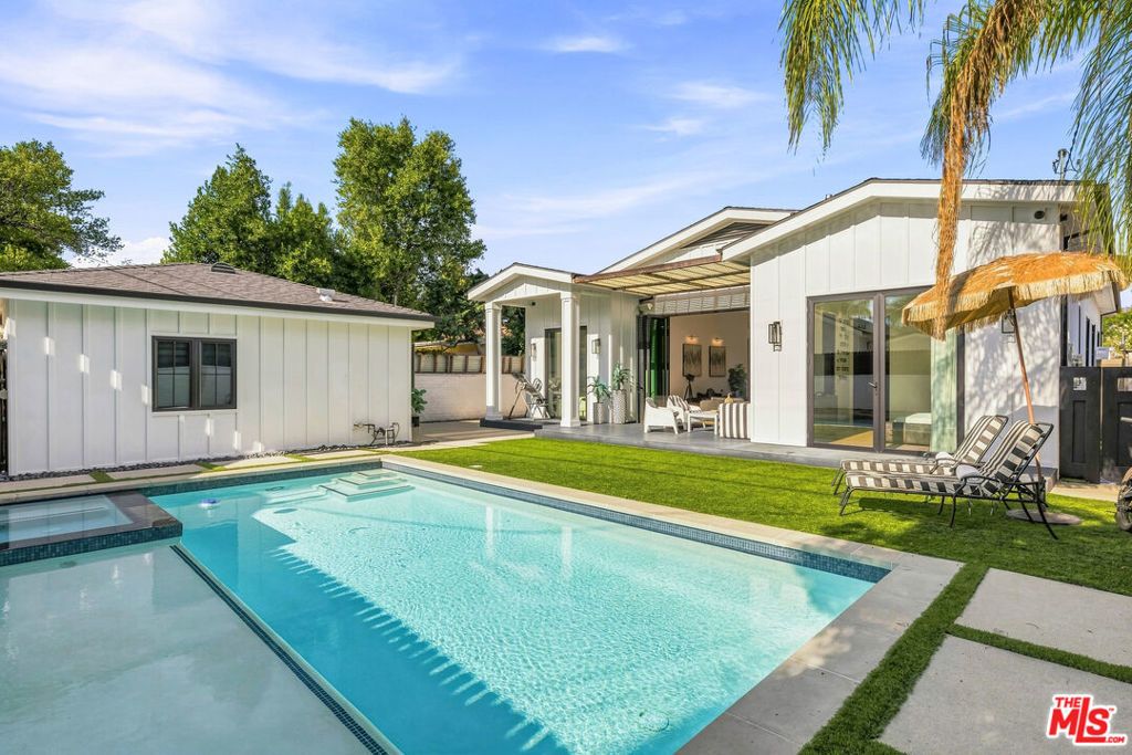 6207 Babcock Avenue, North Hollywood