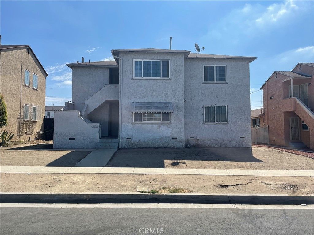 10244 S Van Ness Avenue, Los Angeles