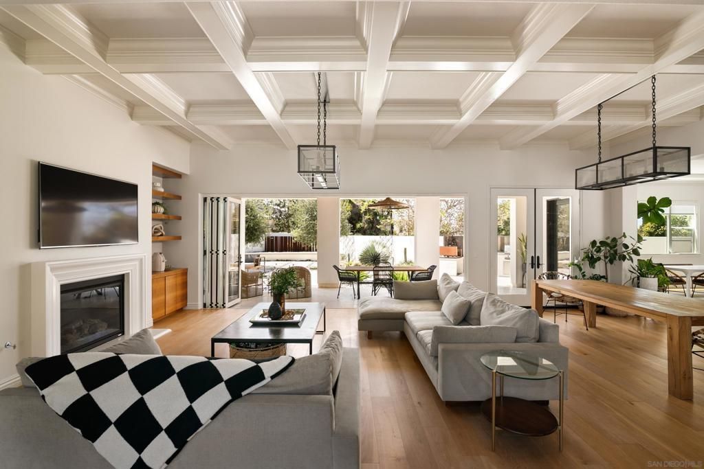 809 Sandy Court, Encinitas