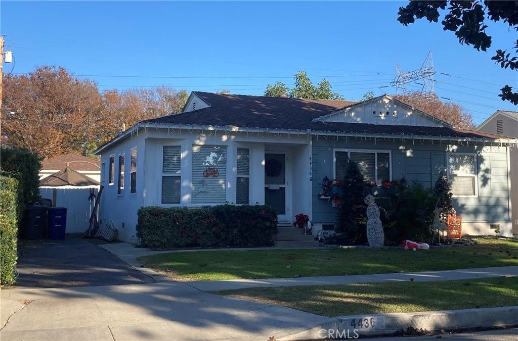 4436 Johanna, Lakewood