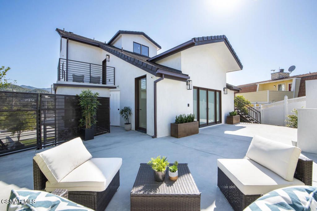 290 Lake Sherwood Drive, Thousand Oaks