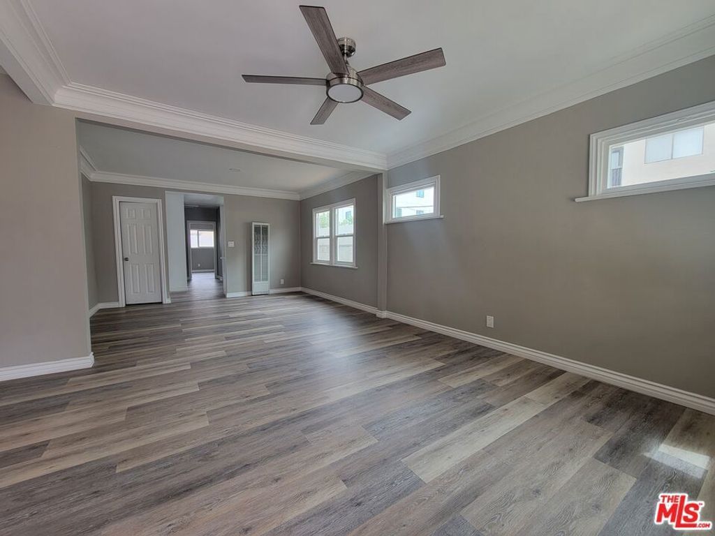 3067 Harrington Avenue, Los Angeles