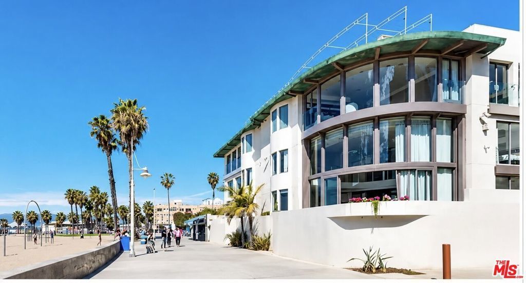 11 Marine Terrace # 5, Santa Monica