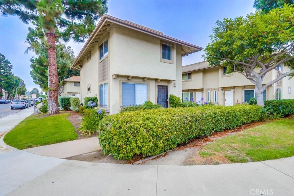 9502 Pettswood Dr # 7, Huntington Beach