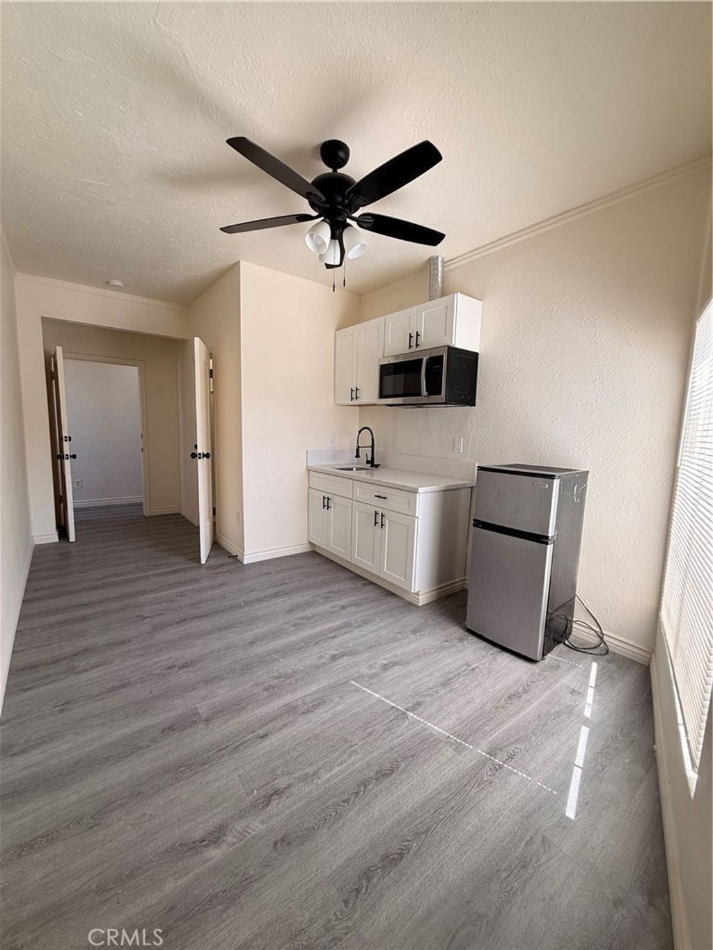 5360 Long Beach, Long Beach