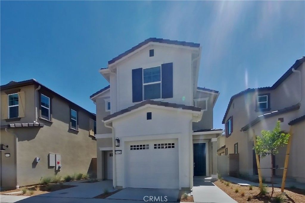 29428 Walnut Tree Way, Winchester