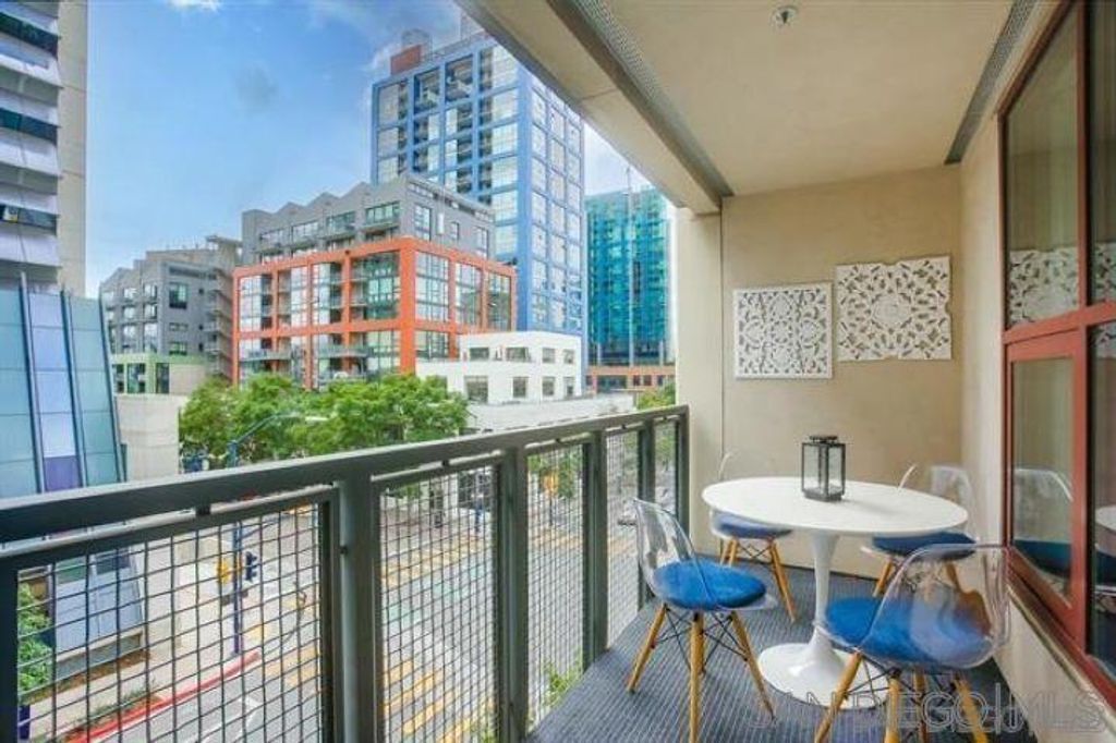 1150 J St # 418, San Diego