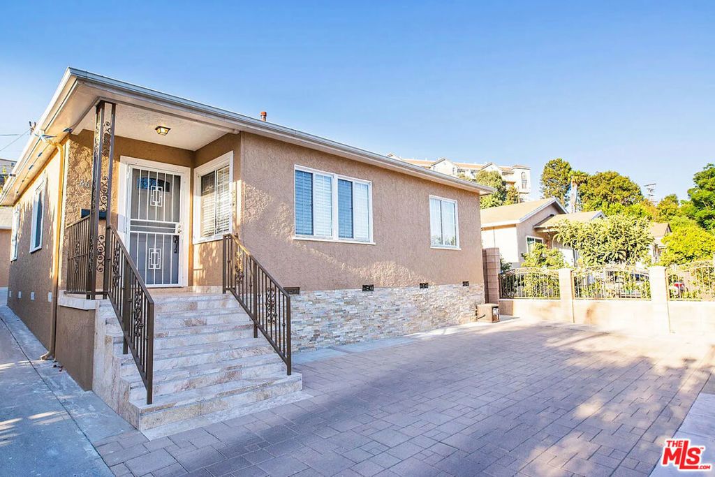 4645 Butterfly Lane, Los Angeles