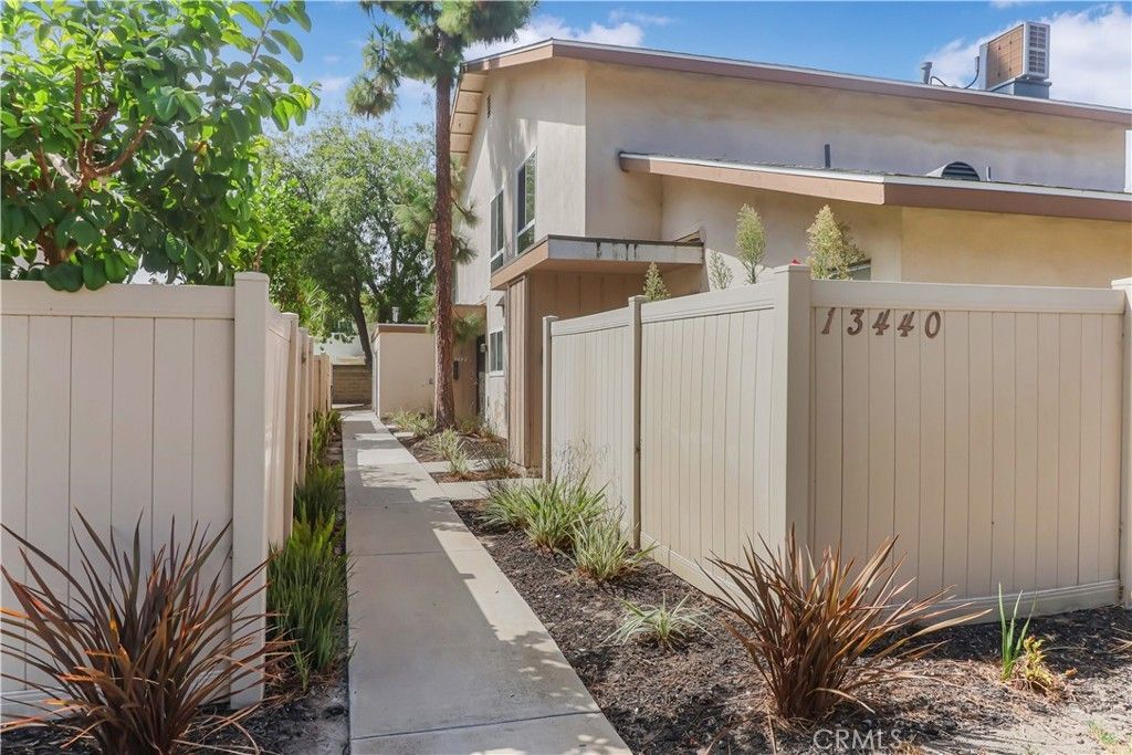 13440 1/2 Village Drive, Cerritos