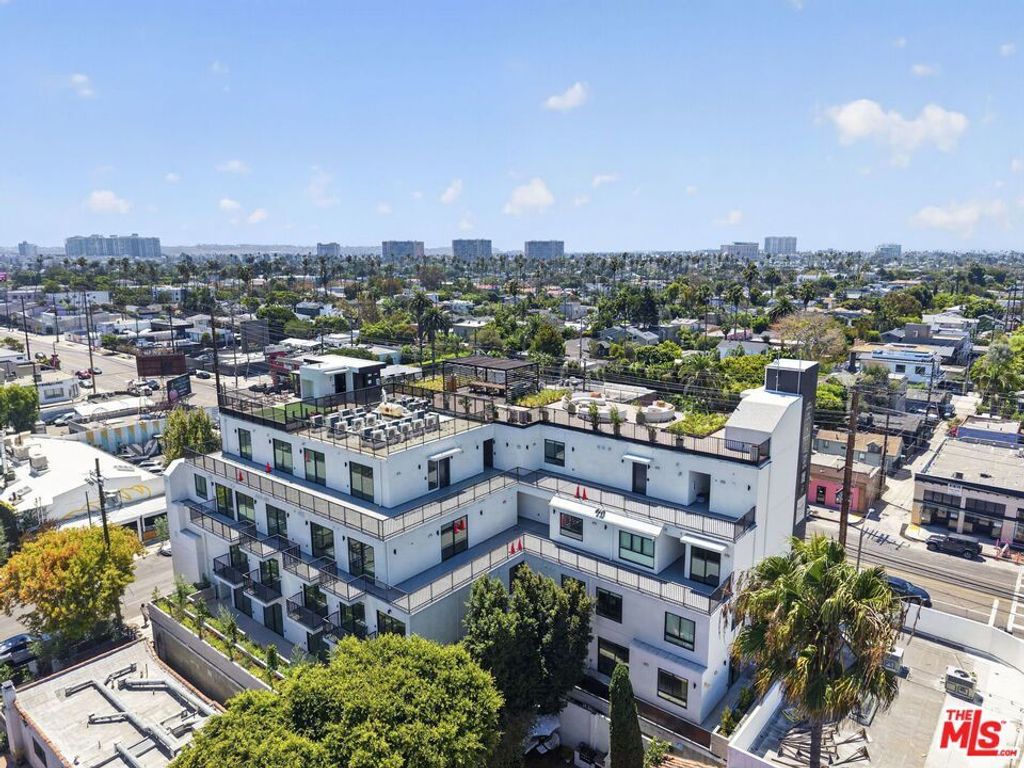 1808 Lincoln Boulevard # 505, Venice