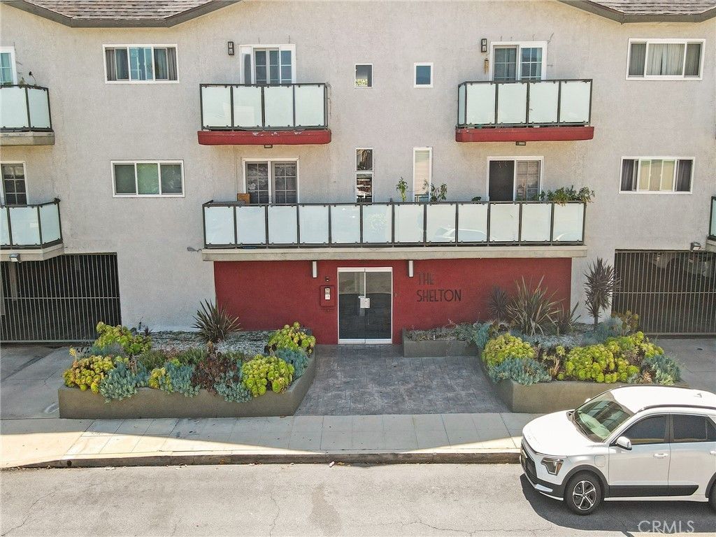 525 S Shelton Street S # 205, Burbank