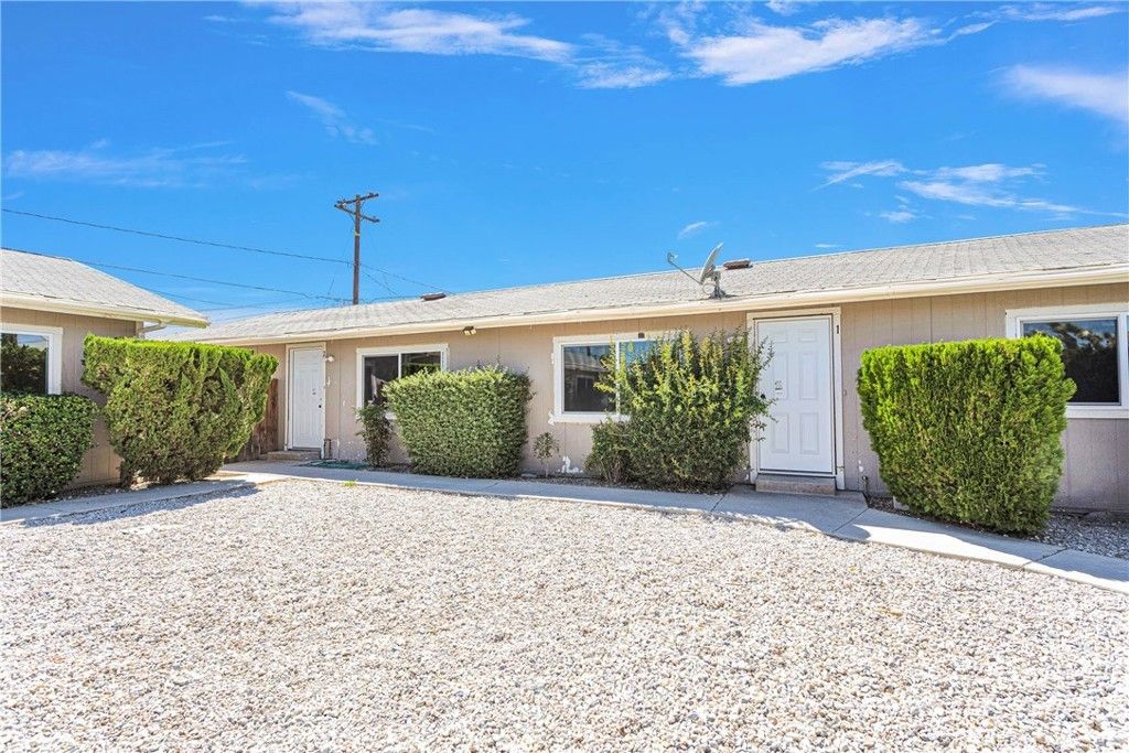 20933 Sioux Road # 2, Apple Valley
