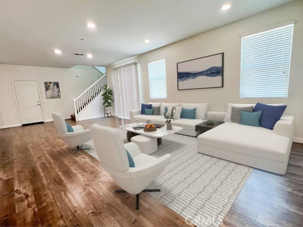 6105 Rosewood Way, Eastvale