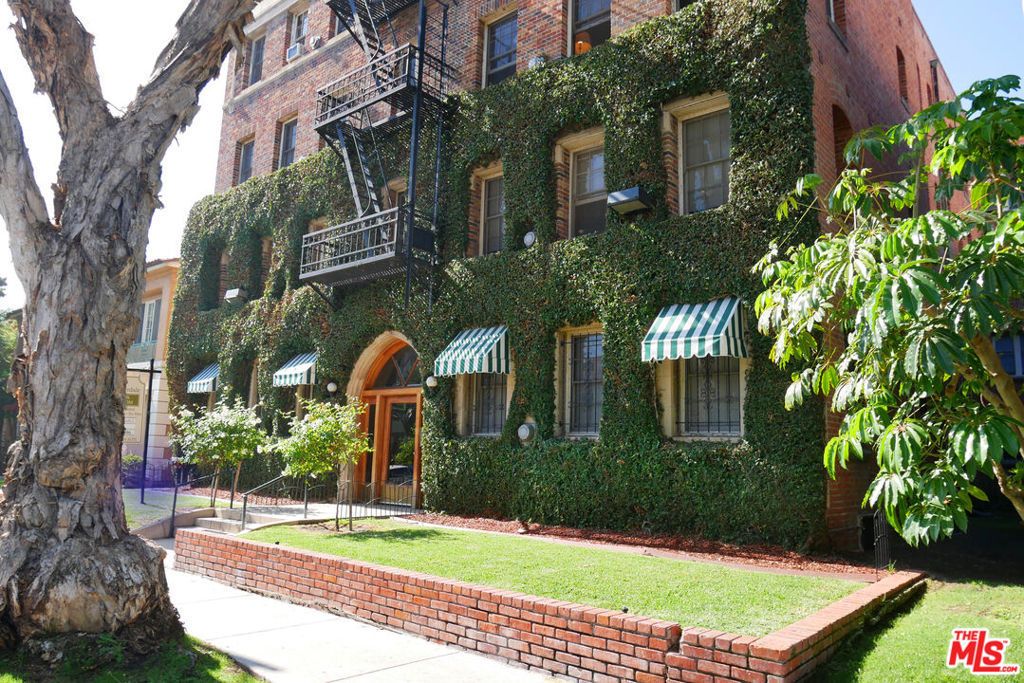 611 S Cloverdale Avenue # 308, Los Angeles
