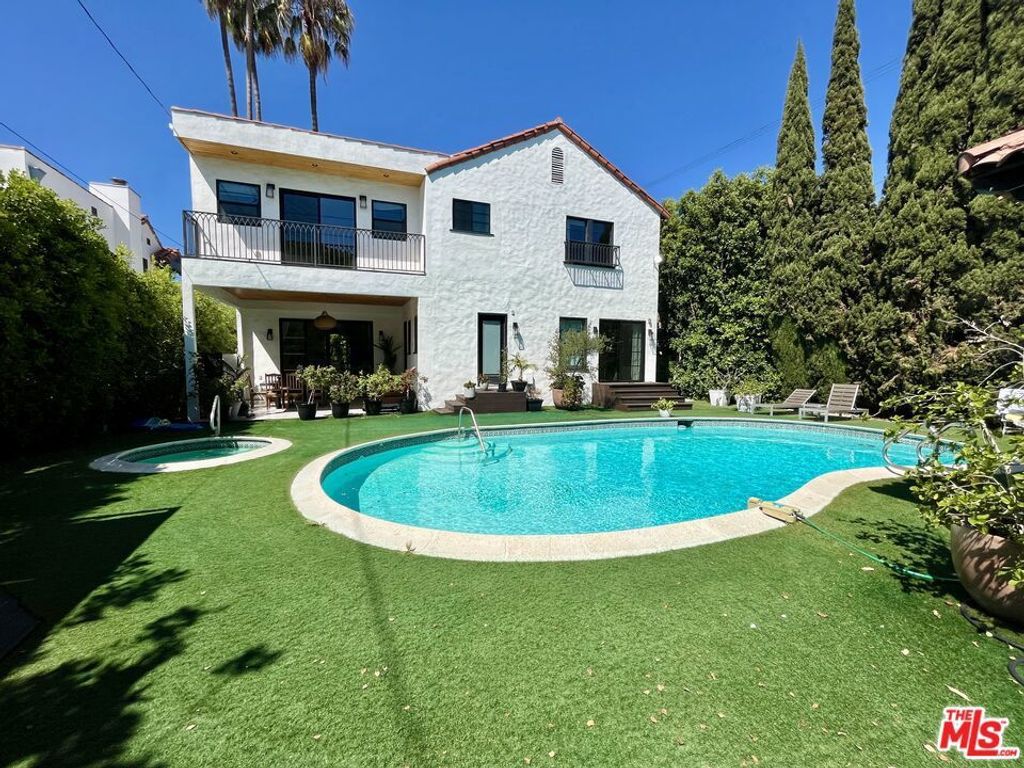 6112 Maryland Drive, Los Angeles